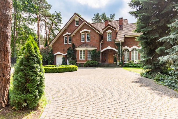 Best Driveway Pavers Cost  in Llender, CA